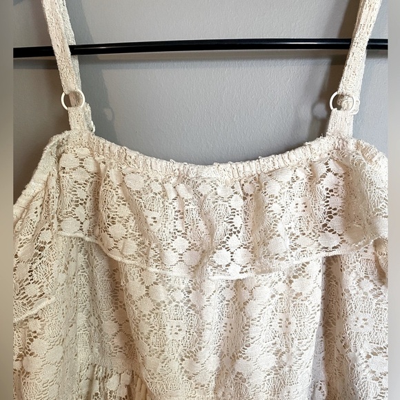 BNWT TORRID Lace Dress Ivory Cold Shoulder Size 3 - Picture 4 of 10